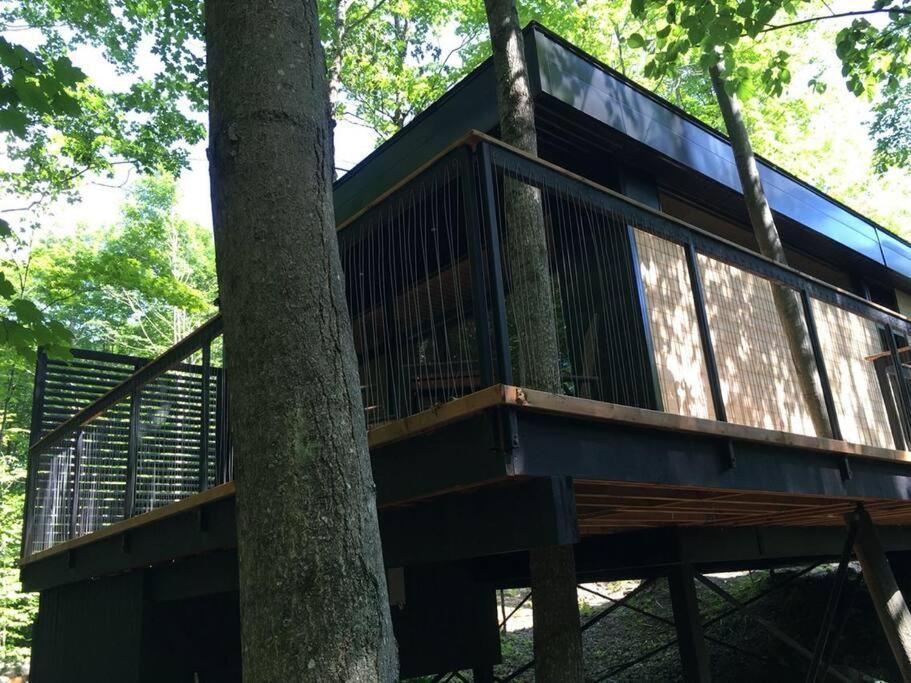 Cabin Sutton 252 - En harmonie avec la nature! Villa Esterno foto